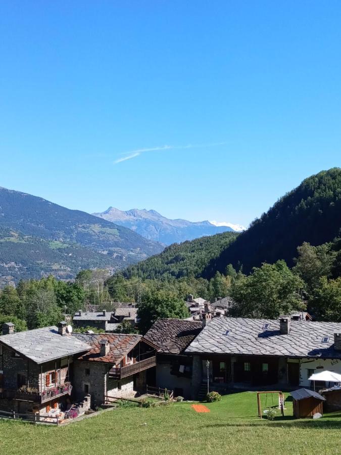 Ferienwohnung Les Chevreuils Arvier Exterior foto
