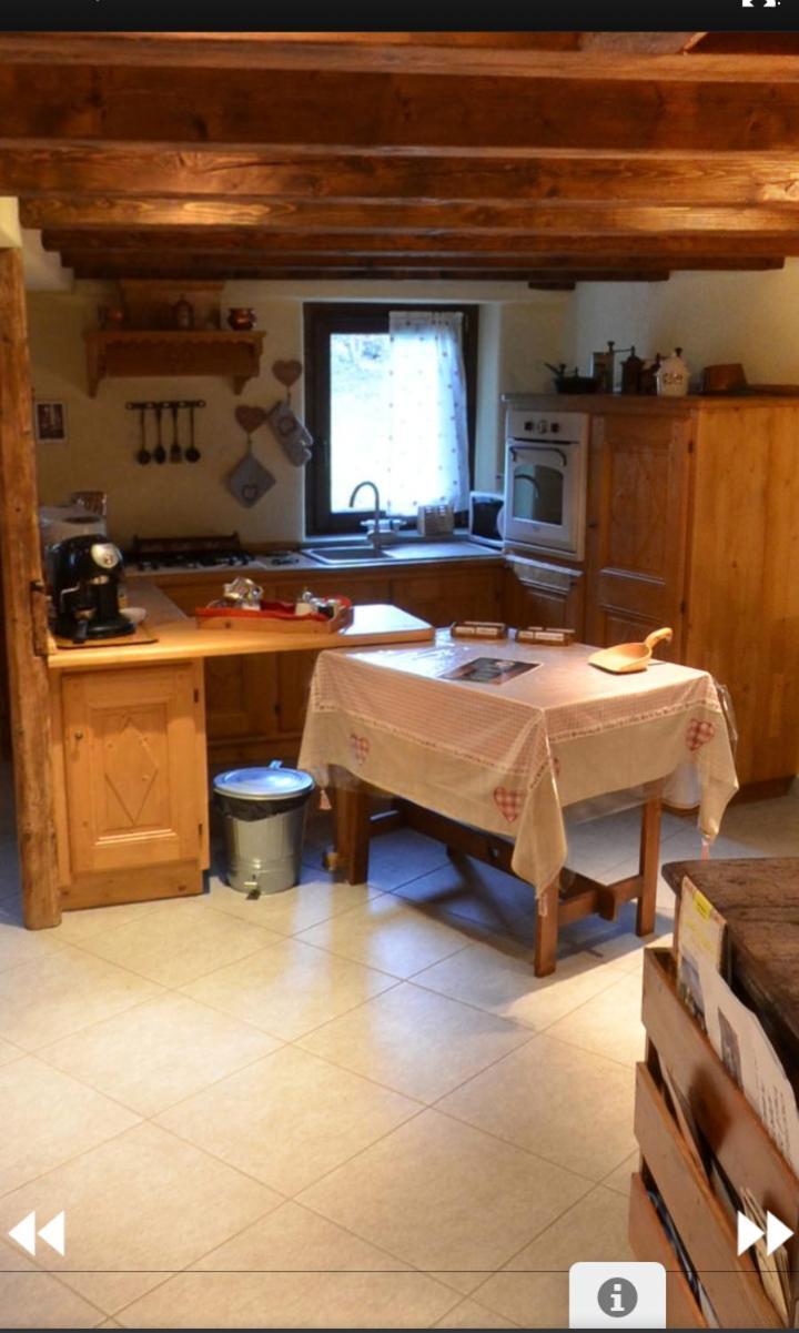 Ferienwohnung Les Chevreuils Arvier Zimmer foto